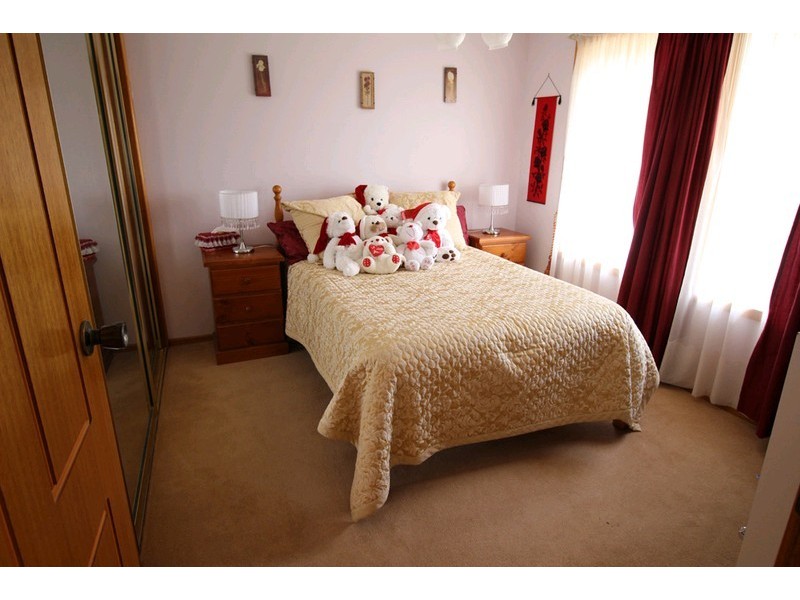 50 Merriman Drive, Yass NSW 2582