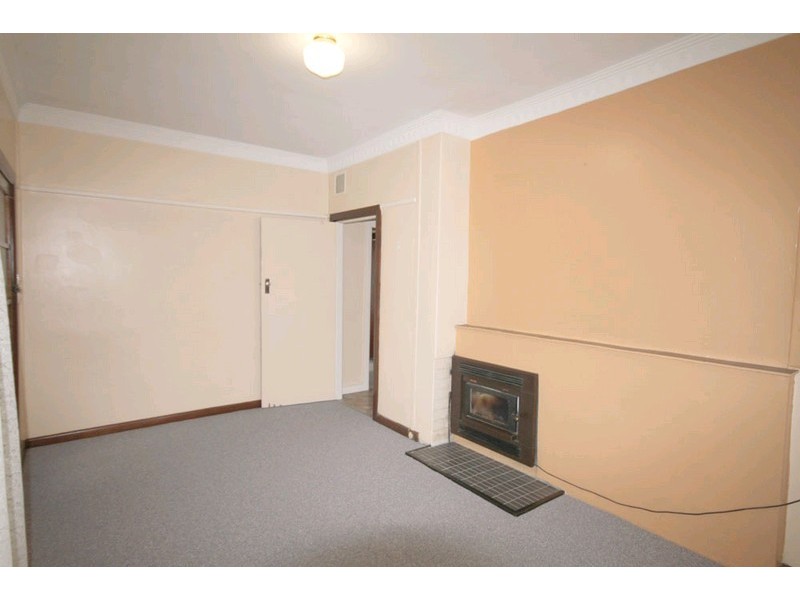 6 Nelanglo Street, Gunning NSW 2581