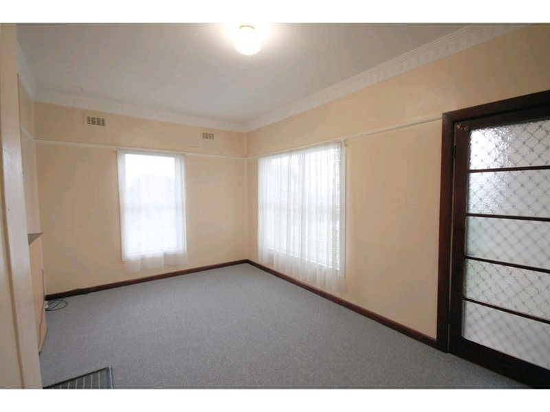 6 Nelanglo Street, Gunning NSW 2581