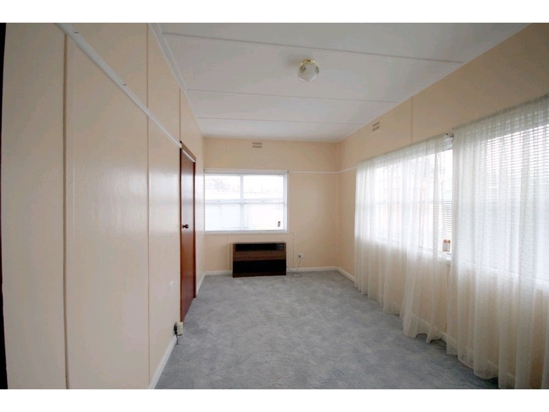 6 Nelanglo Street, Gunning NSW 2581