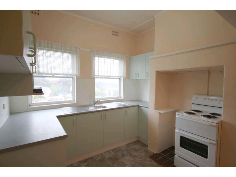 6 Nelanglo Street, Gunning NSW 2581