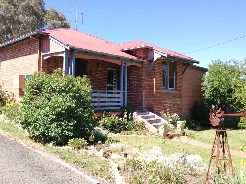90 Grovenor Street, Gunning NSW 2581