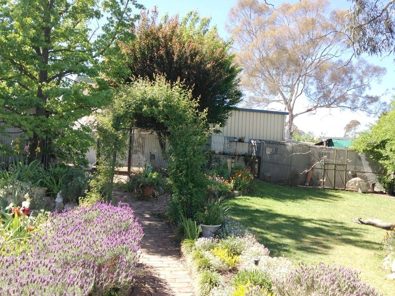 90 Grovenor Street, Gunning NSW 2581