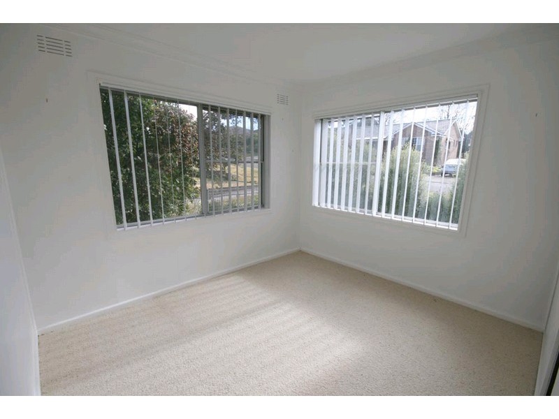 6 Shantalla Crescent, Yass NSW 2582