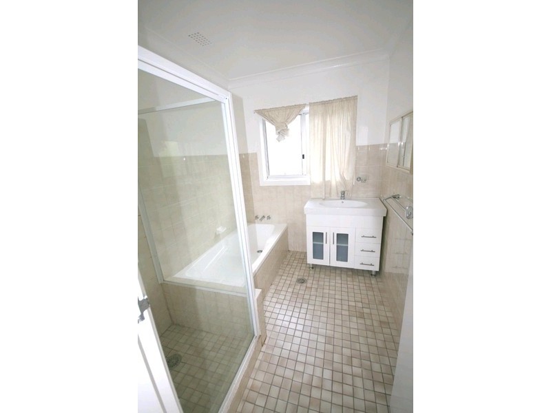 6 Shantalla Crescent, Yass NSW 2582