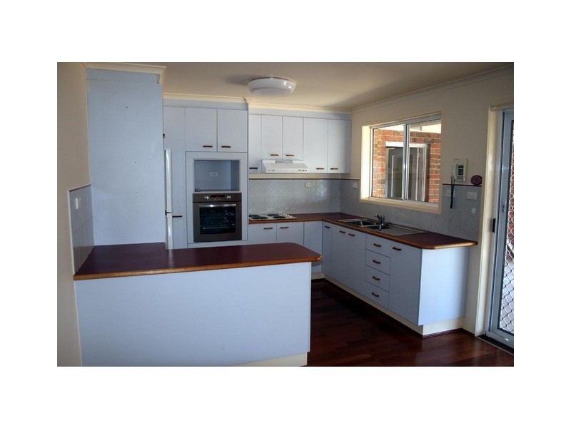 29 Mcbean Parade, Yass NSW 2582