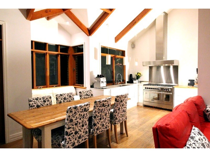 33 Dutton Street, Yass NSW 2582