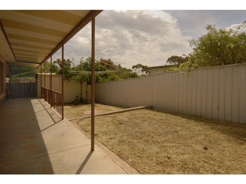 10 Parslow Road, Para Hills SA 5096