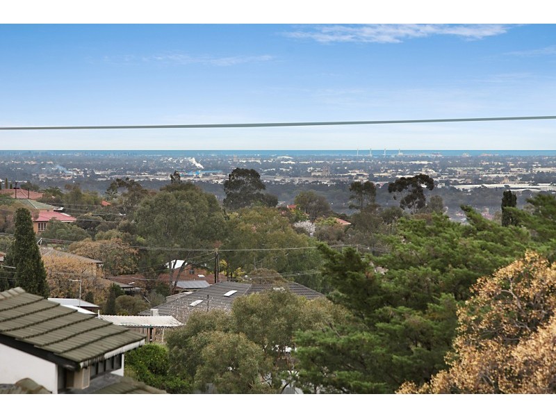 10 Lynore Avenue, Para Hills SA 5096