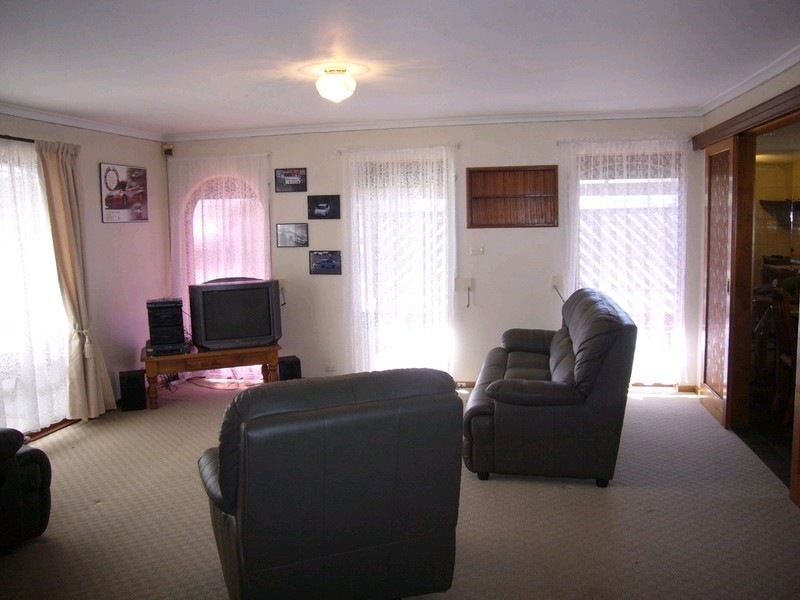 29 Emerald Drive, Ingle Farm SA 5098