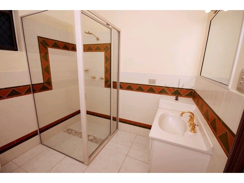 8 Cathedral Court, Alexandra Headland QLD 4572