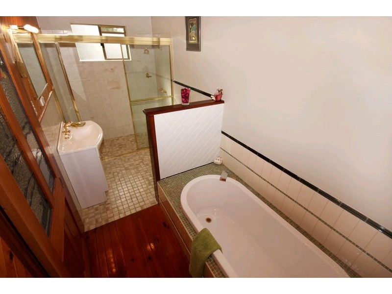 8 Cathedral Court, Alexandra Headland QLD 4572