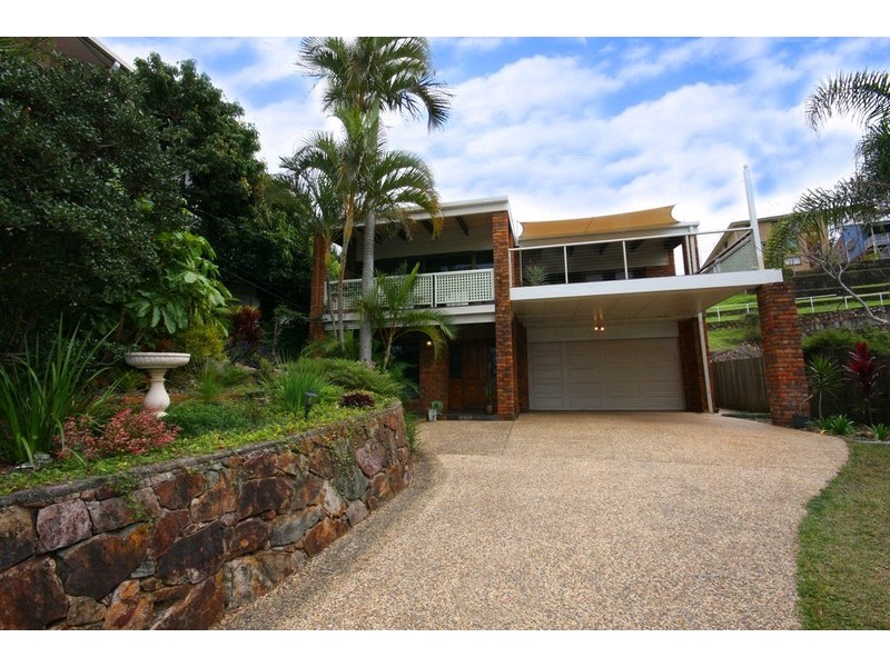 8 Cathedral Court, Alexandra Headland QLD 4572