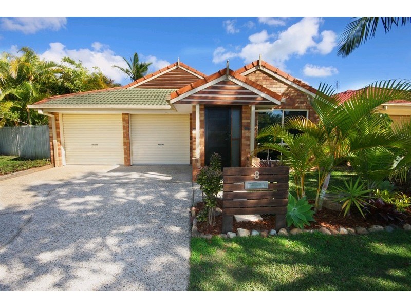 8 Beaverbrook Circuit, Sippy Downs QLD 4556