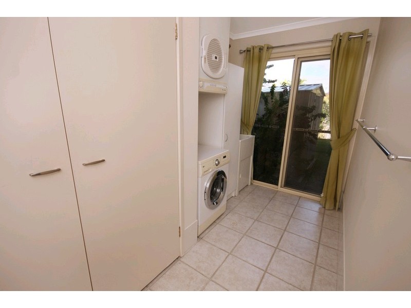 8 Beaverbrook Circuit, Sippy Downs QLD 4556