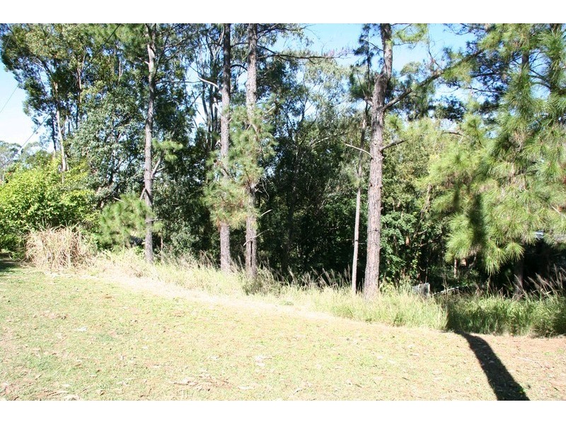 80 Panorama Drive, Nambour QLD 4560