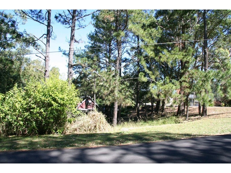 80 Panorama Drive, Nambour QLD 4560