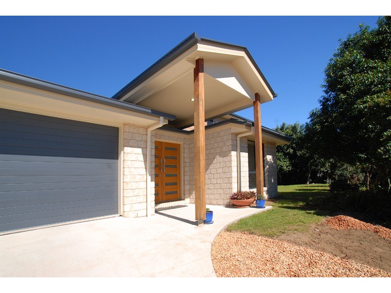 9 Parklakes Drive, Bli Bli QLD 4560