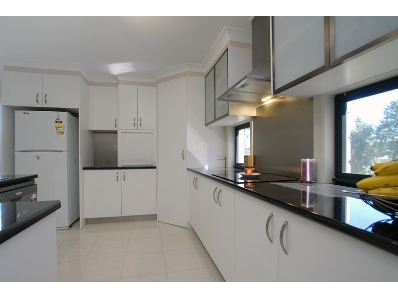 9 Parklakes Drive, Bli Bli QLD 4560