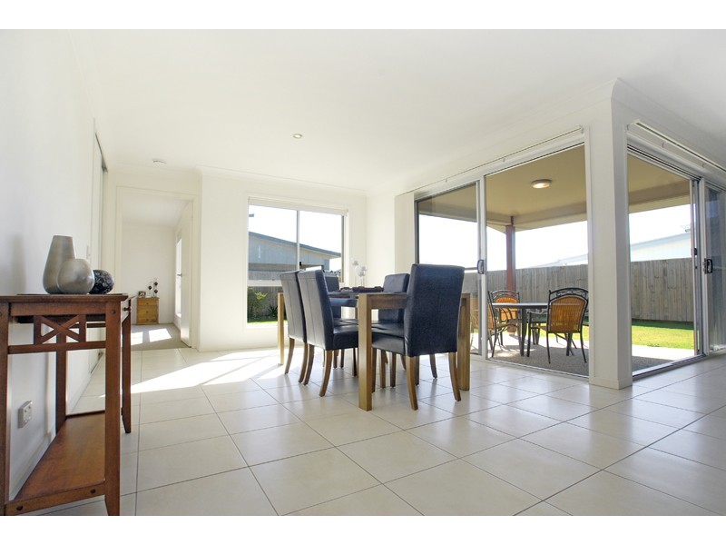 4 Robur Crescent, Mountain Creek QLD 4557