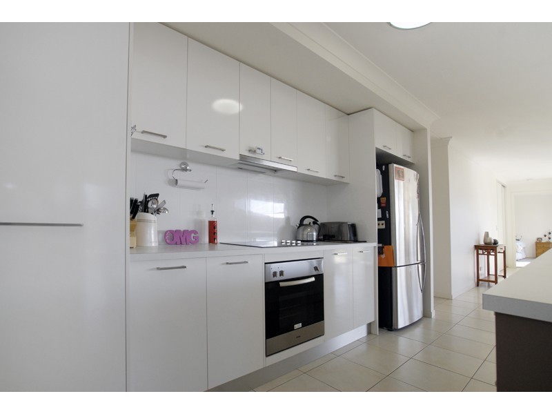 4 Robur Crescent, Mountain Creek QLD 4557