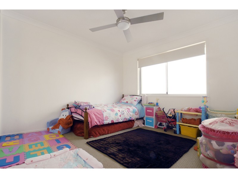 4 Robur Crescent, Mountain Creek QLD 4557