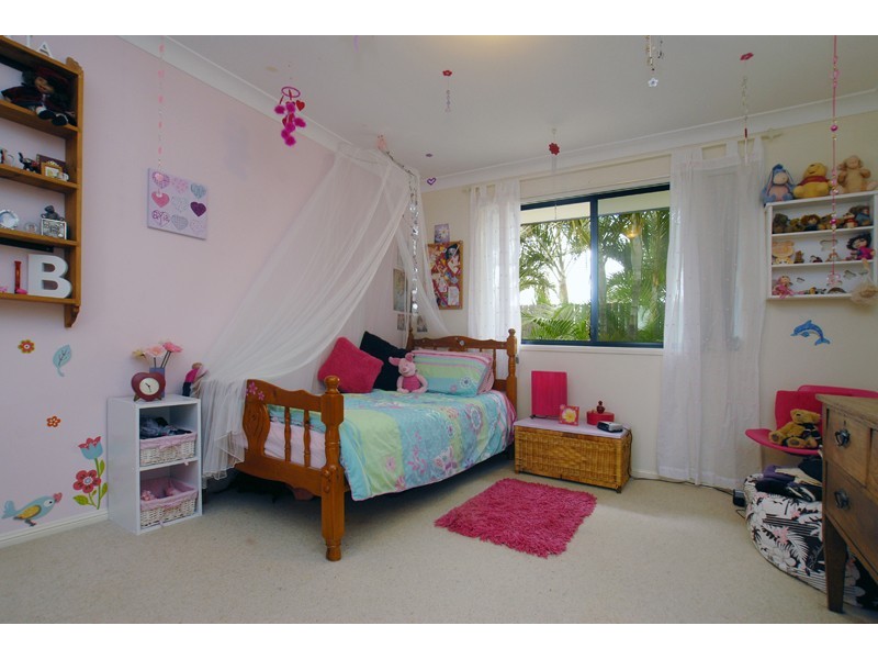 19 Escolar Drive, Mountain Creek QLD 4557