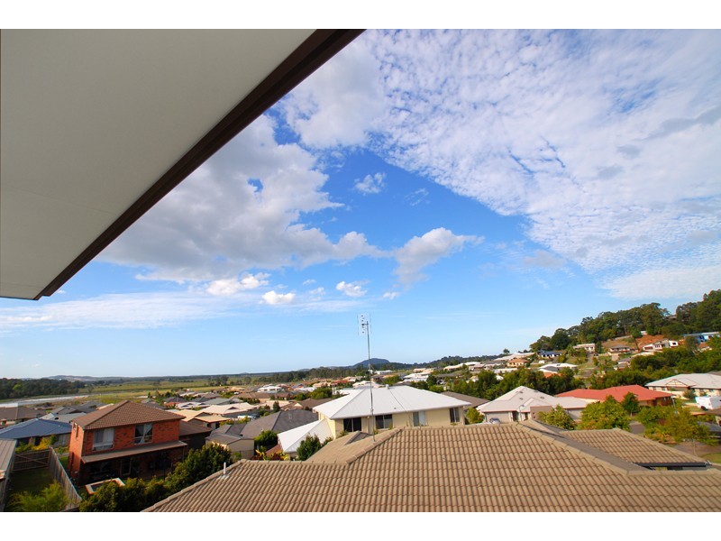 55 Clearwater Circuit, Bli Bli QLD 4560