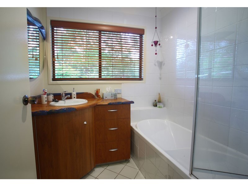 24 Isambert Road, Glenview QLD 4553