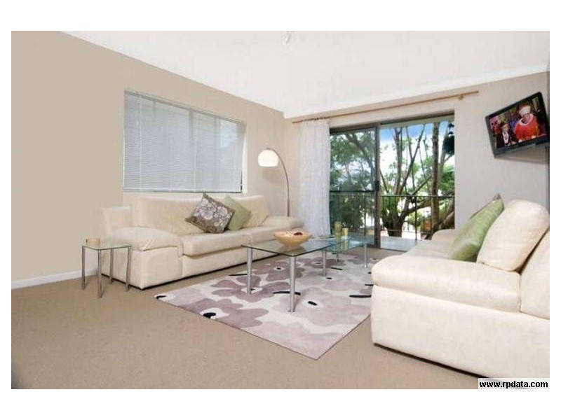 1/87 Buderim Avenue, Mooloolaba QLD 4557