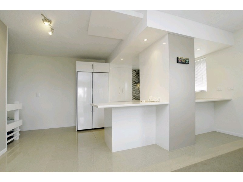 1/87 Buderim Avenue, Mooloolaba QLD 4557