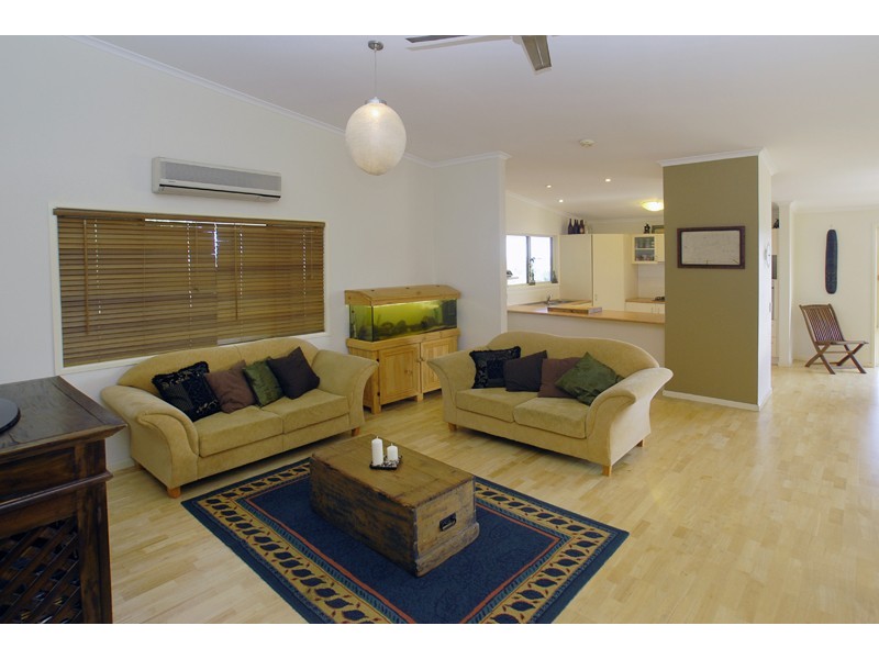 79 Tantula Road West, Alexandra Headland QLD 4572