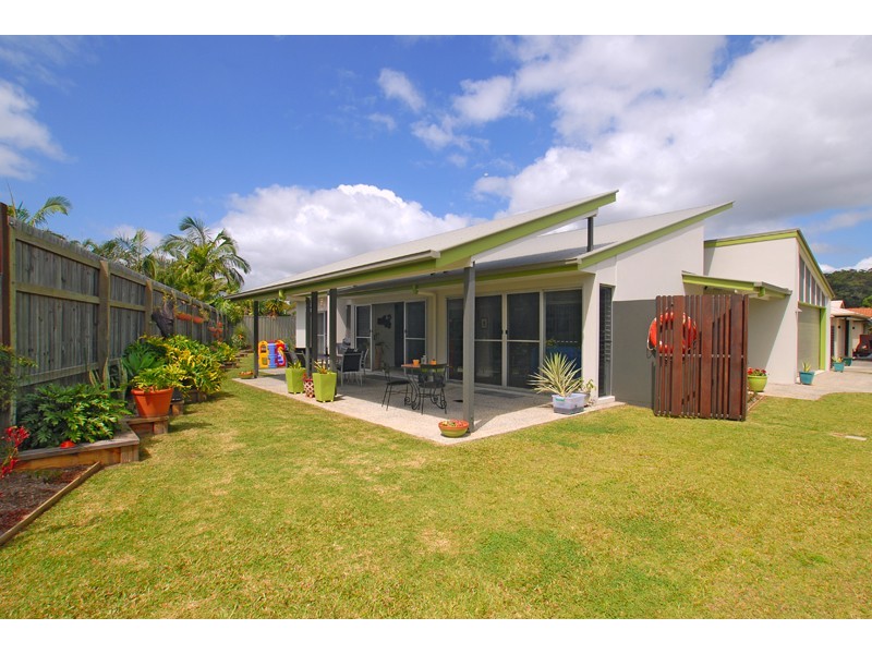 8 Calais Court, Kuluin QLD 4558