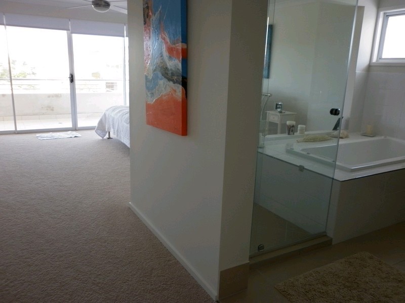 47 North Beach Place, Mudjimba QLD 4564