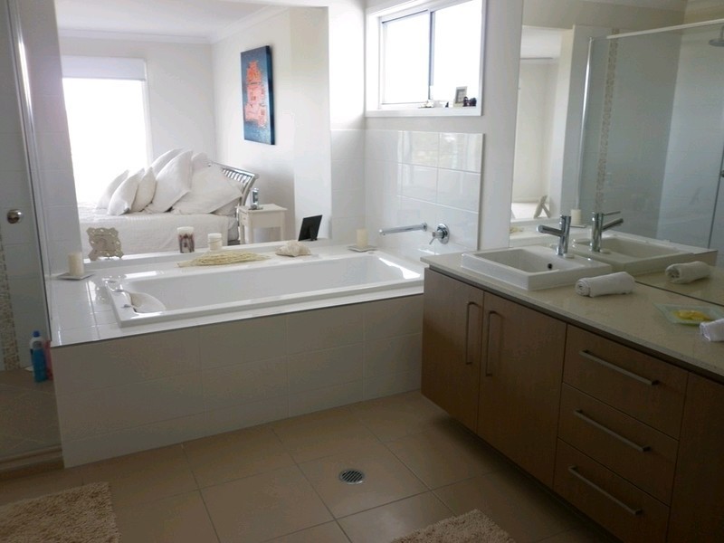 47 North Beach Place, Mudjimba QLD 4564