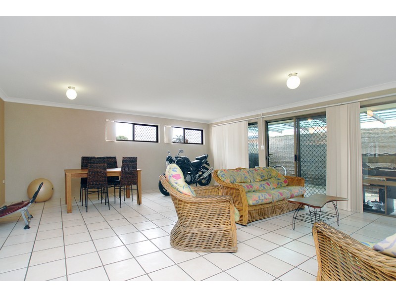 507 Nicklin Way, Wurtulla QLD 4575