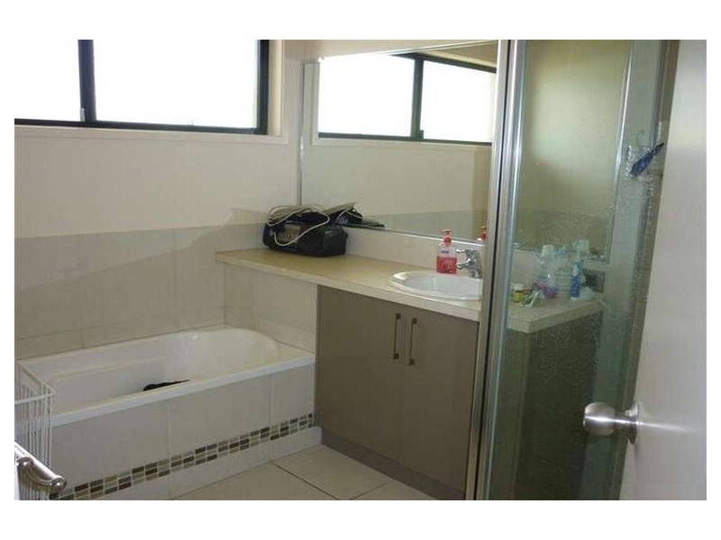 24 Seahorse Drive, Twin Waters QLD 4564