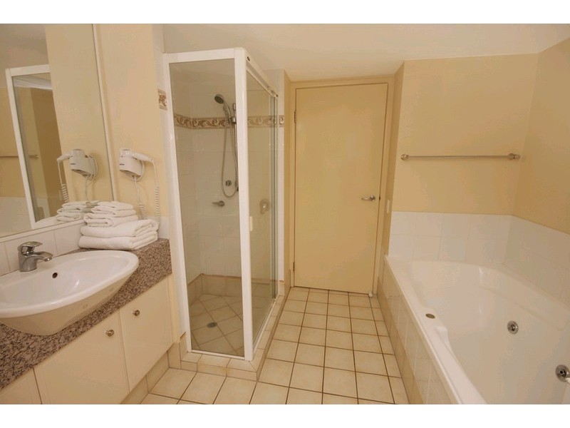 601/98 Alexandra Parade, Alexandra Headland QLD 4572