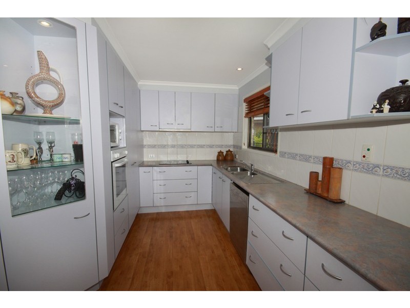 5 Anthony Avenue, Mooloolaba QLD 4557