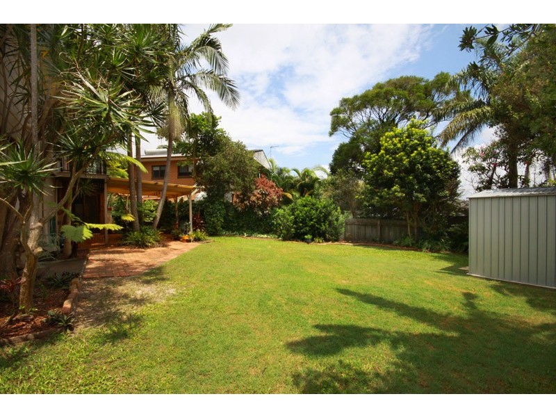 5 Anthony Avenue, Mooloolaba QLD 4557