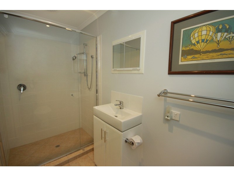 5 Anthony Avenue, Mooloolaba QLD 4557