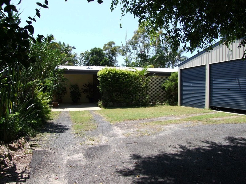11 Finland Road, Pacific Paradise QLD 4564