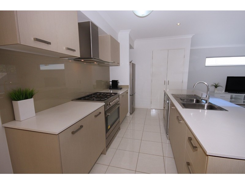 18 Flindersia Place, Mountain Creek QLD 4557