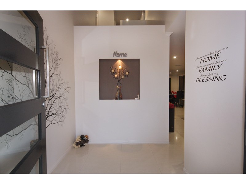 4 Myrtle Place, Mountain Creek QLD 4557