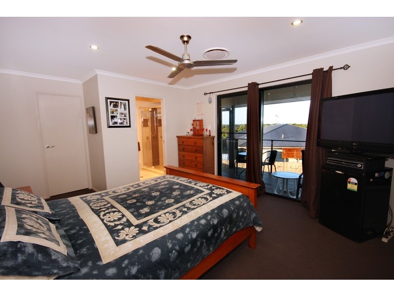 4 Myrtle Place, Mountain Creek QLD 4557