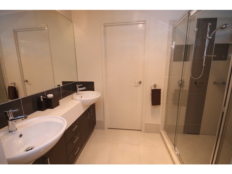 4 Myrtle Place, Mountain Creek QLD 4557