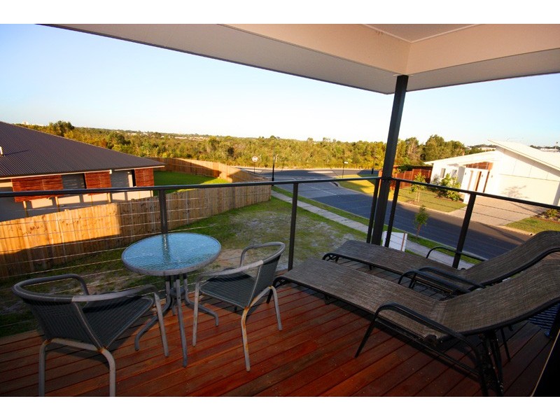 4 Myrtle Place, Mountain Creek QLD 4557