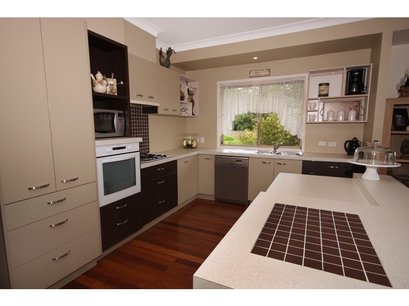 4 Parkhaven Close, Coes Creek QLD 4560