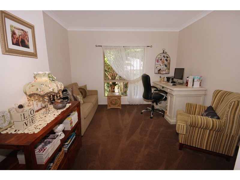 4 Parkhaven Close, Coes Creek QLD 4560