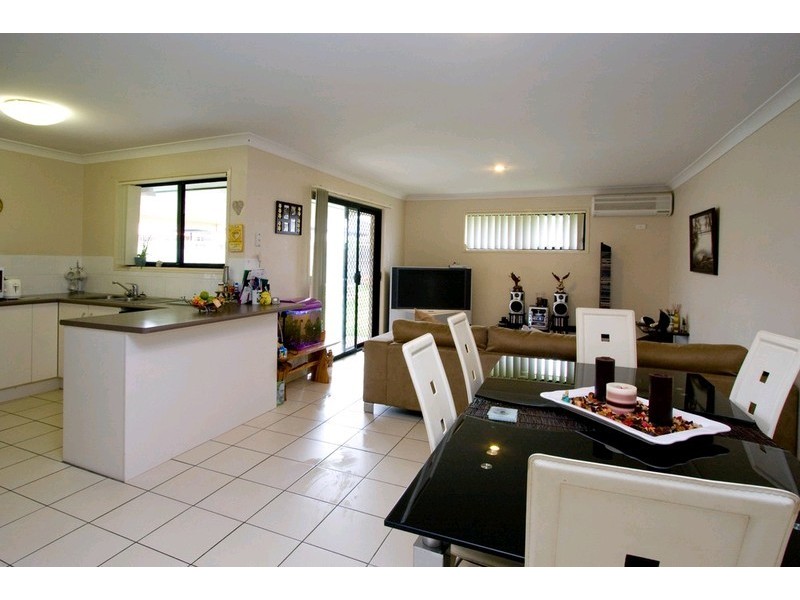 Crestmead QLD 4132